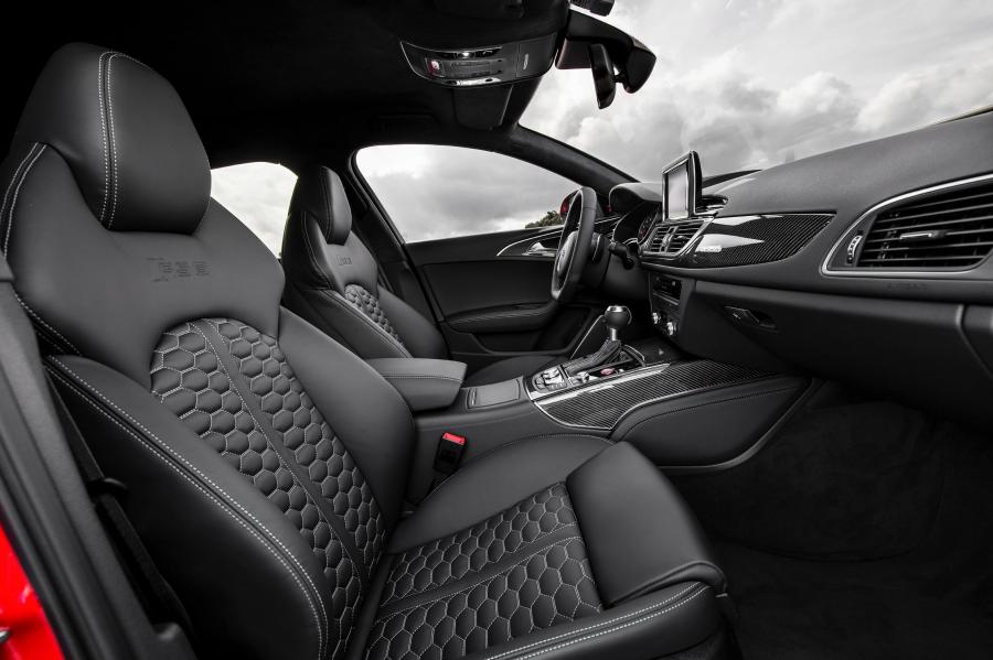 Интерьер Audi RS6 Avant (4G, C7) 2014 года  (WW) (фото 20 из 22)